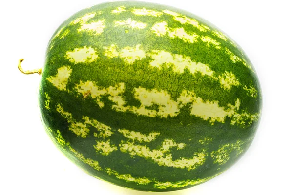 Ganze Wassermelone isoliert auf weiß — Stockfoto