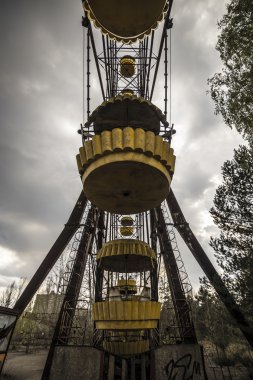 Dönme dolap Pripyat eğlence parkında