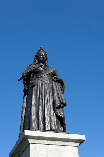 Kraliçe Victoria heykel