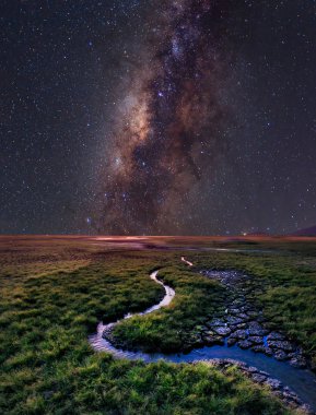 Samanyolu çim sahası, Tayland yükselir