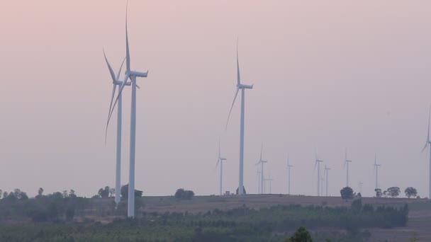 风力涡轮机发电，泰国 — 图库视频影像