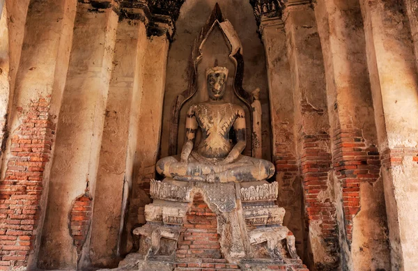 Άγαλμα του Βούδα στο Ayutthaya Ταϊλάνδη — Φωτογραφία Αρχείου