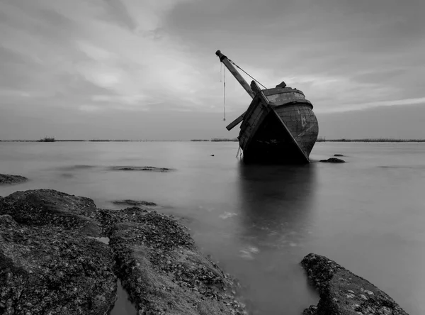 O navio naufragado, Tailândia — Fotografia de Stock