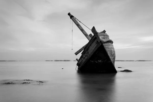 La nave naufragata, Thailandia — Foto Stock