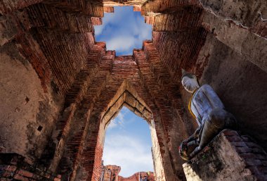 Buda heykeli Ayutthaya Tayland at