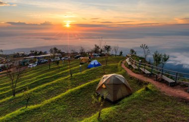 Sabah sis, Tayland ile güzel gündoğumu