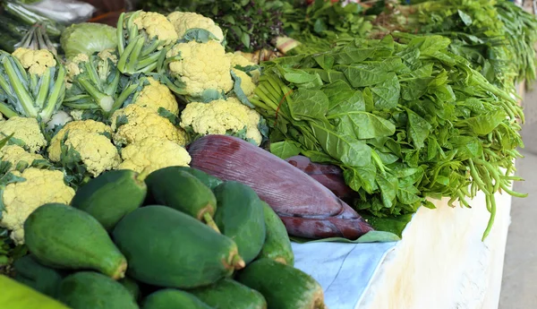 Fresh vegetables for sale on asian local market, Thailand. — Stock Photo, Image