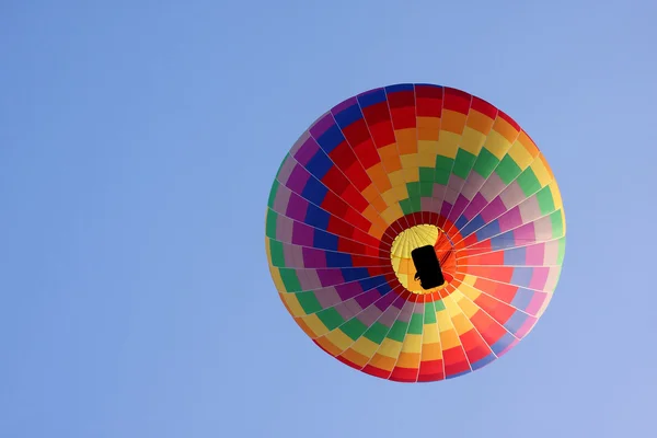 Rainbow hot air balloon — Stock Photo, Image
