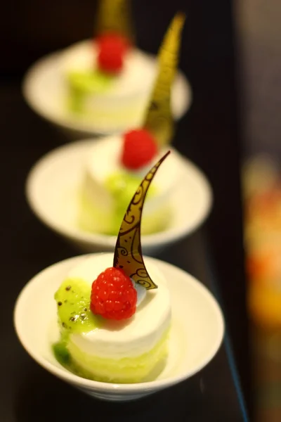 Pandanus cake, dessert in buffet line. — Stock Photo, Image