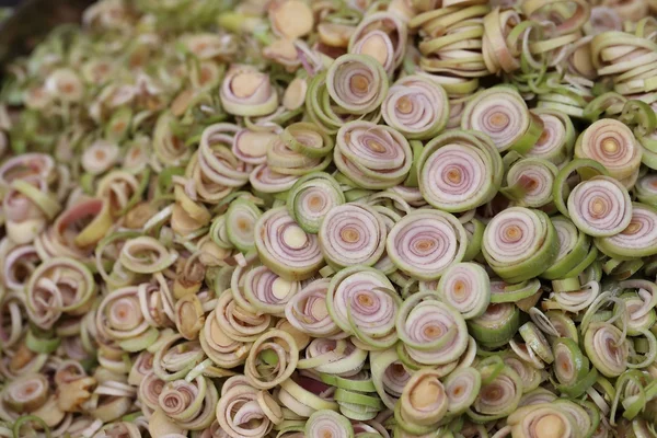 Fresh sliced lemongrass for background. — Stock Photo, Image