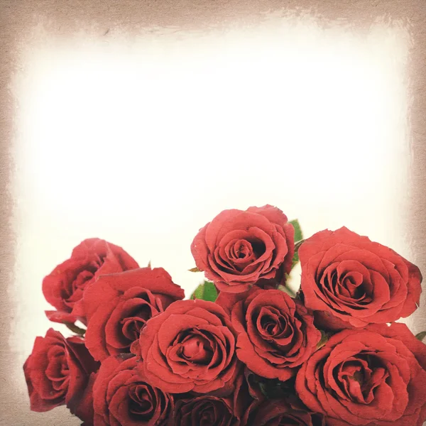 Vintage paper texture, Red roses bouquet for background. — Stock Photo, Image