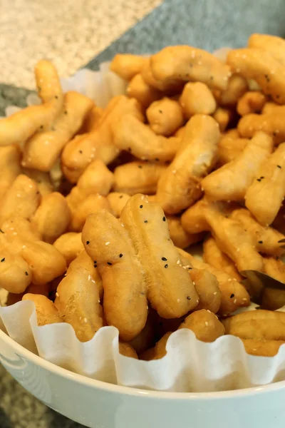 Deep fried dough stick, A kind of Chinese flour sweetmeat. — Stock Photo, Image