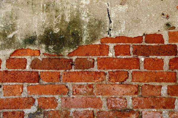 El viejo muro roto de las ruinas abandonadas . — Foto de Stock