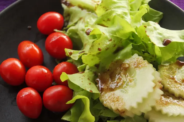 Salade vegatable fraîche, Petit déjeuner sain . — Photo