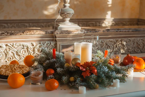 Noel dekorasyonu oturma odasında — Stok fotoğraf