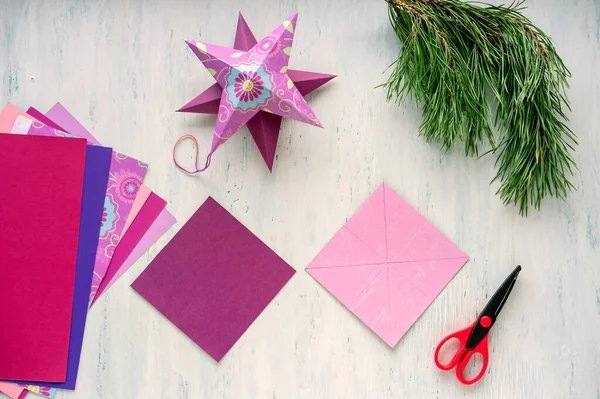 Adım 2. Adım adım talimatlar: renkli kartondan bir noel yıldızı nasıl yapılır. 