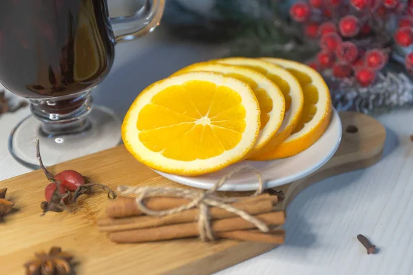 Christmas Hot Mulled Wine Glass Spices Citrus Fruit Mulled Wine — Stock Photo, Image