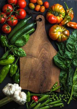 Sağlıklı yemek için taze ham maddeler