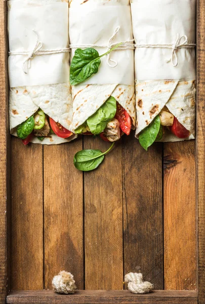 Sağlıklı öğle yemeği aperatifler