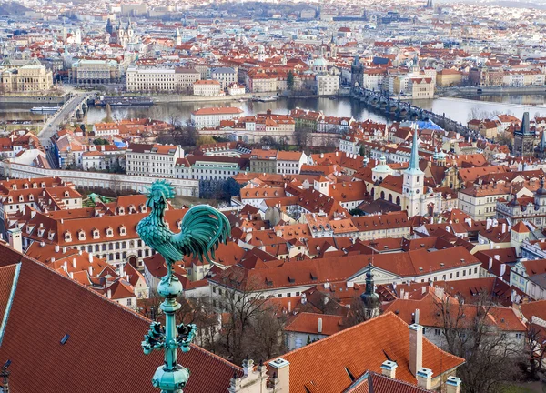 The view over Prague from the Saint Vitus Cathedral — Stock Photo, Image