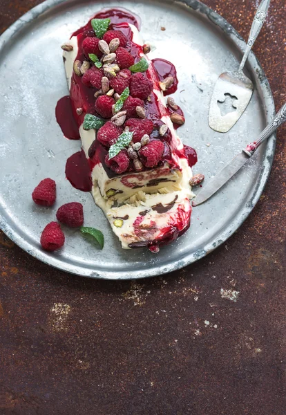 Semifreddo of Italiaanse kaas consumptie-ijs — Stockfoto