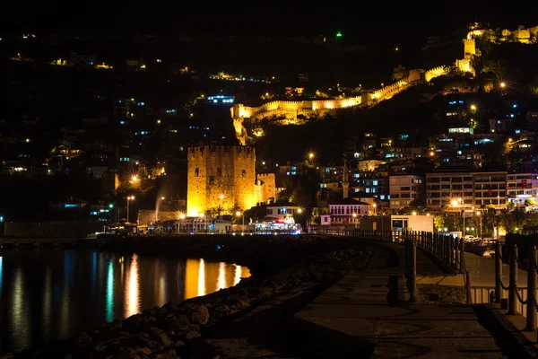 Night view of harbour, fortress — Stock Photo, Image