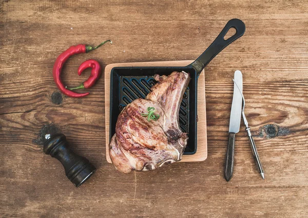 Cooked meat rib eye steak — Stock Photo, Image