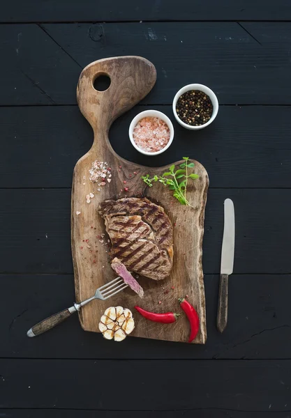 구운된 ribeye 쇠고기 스테이크 — 스톡 사진