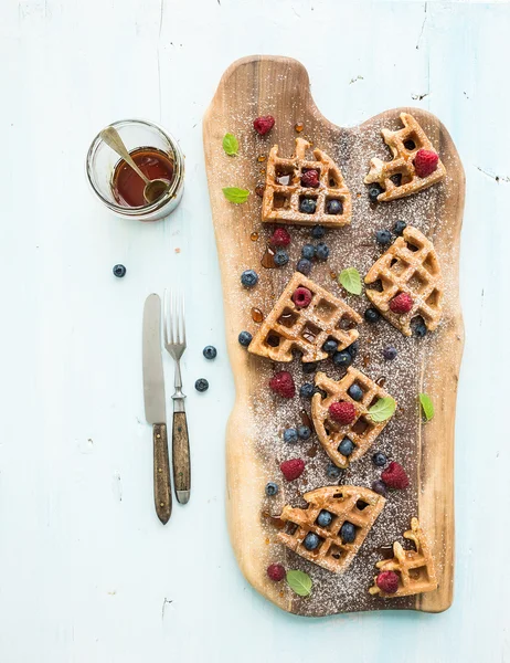 Soft Belgian waffles with berries — Stock Photo, Image