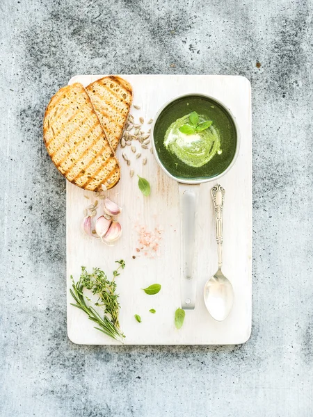 Homemade green spinach cream-soup — Stock Image Homemade green spinach cream-soup Royalty Free Stock Images