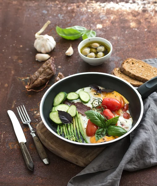 Pan of fried eggs — Stock Photo, Image