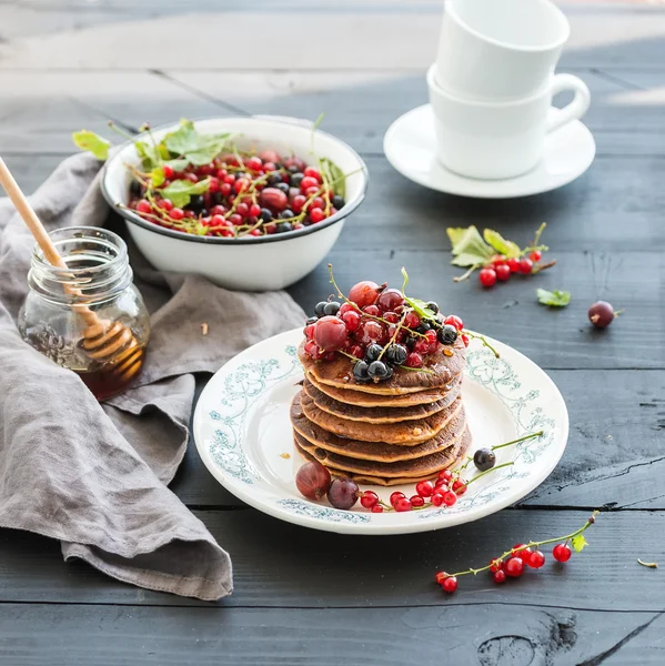 Buckwheat pancakes with fresh berries — Stok fotoğraf