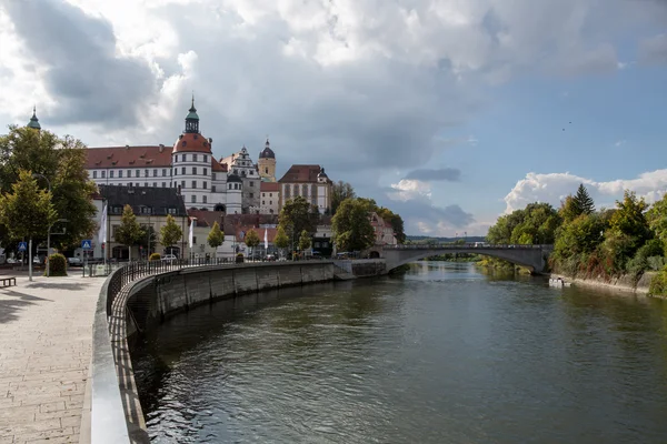 Castle town Neuburg on River Danube in Bavaria — Stock Photo, Image