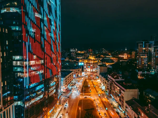 Başkent Kyiv 'in iş merkezinin insansız hava aracı görüntüsü.