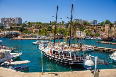 Türkiye 'nin Antalya antik merkezindeki eski liman
