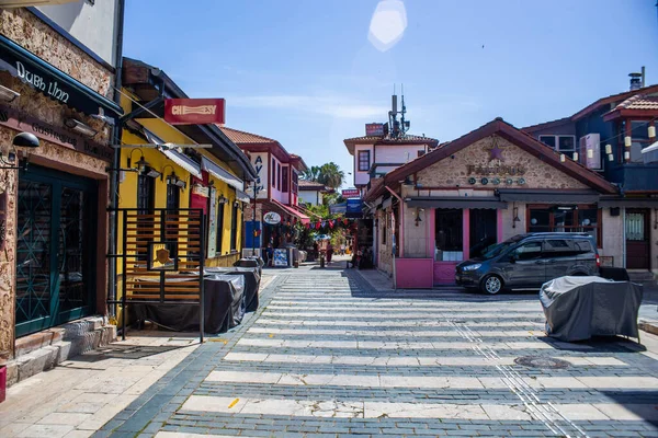 アンタルヤ トルコ 2021 トルコのアンタルヤの旧市街の中心部の通り混雑していない — ストック写真