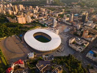 Avrupa 'daki futbol stadyumunun havadan görünüşü