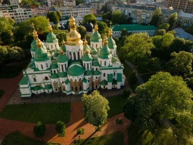 Kyiv 'deki bir İHA Saint Sophia Katedrali' nden hava görüntüsü