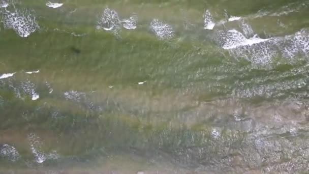 Vista aérea del dron del mar con olas — Vídeos de Stock