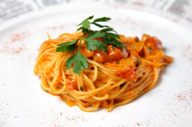 domates soslu makarna