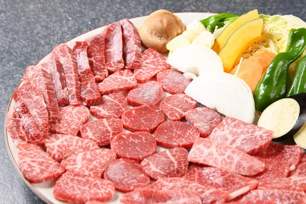 Frisches Rindfleisch — Stockfoto