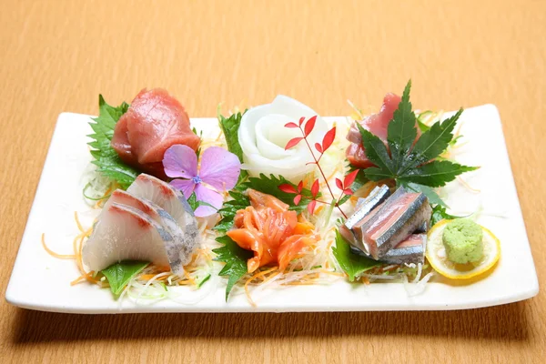 taze Sashimi plaka
