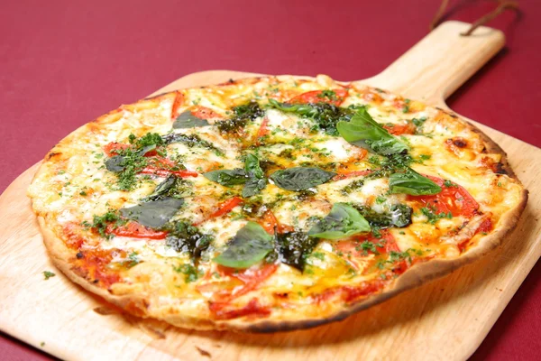 taze pizza margherita