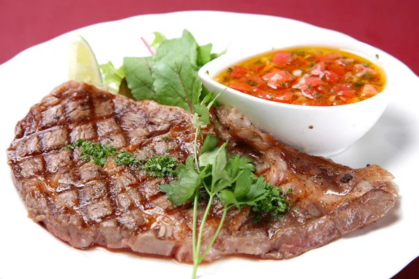 sığır filetosu biftek domates sos ile