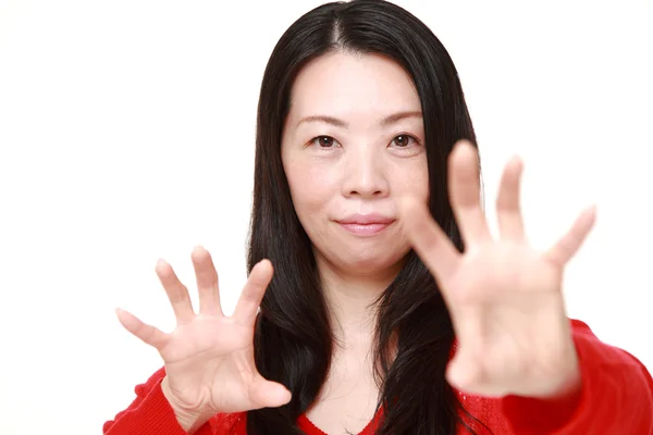 Japansk kvinna med övernaturliga krafter — Stockfoto