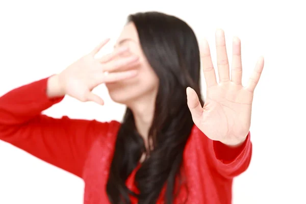 Japonesa mujer haciendo stop gesto — Foto de Stock