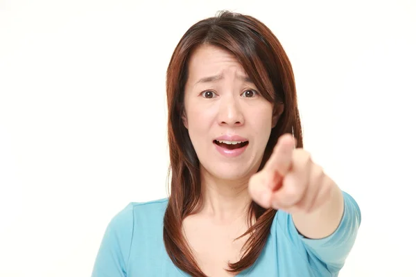 Mujer japonesa de mediana edad conmocionado 　 — Foto de Stock