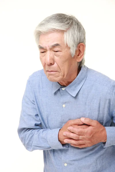 Senior japonés hombre ataque al corazón — Foto de Stock