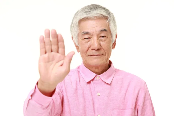 Senior giapponese uomo fare stop gesto — Foto Stock