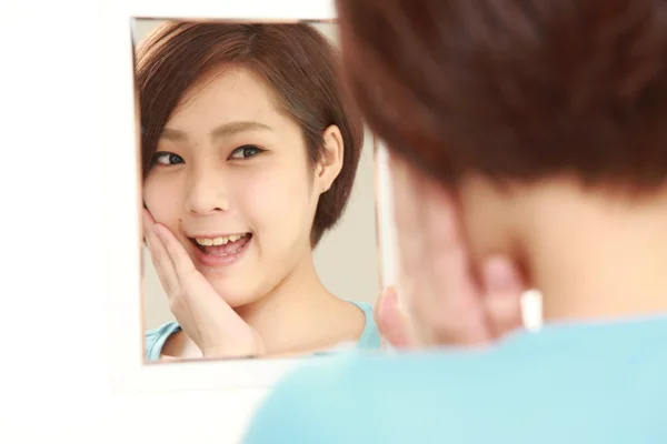 Young Japanese woman with good condition skin — Stock Photo, Image